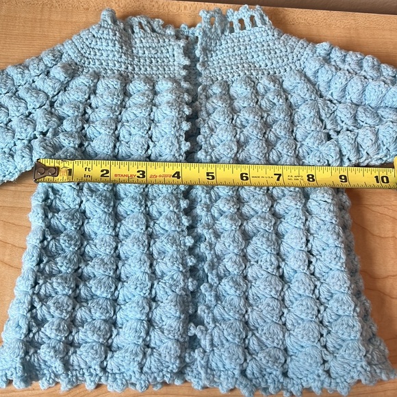 Baby Handknitted cardigan and bonnet set color baby blue - Picture 11 of 17